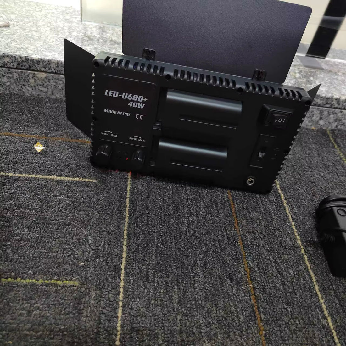 LED 680 pro with Dual Battery charger & Adaptor 40W Bi-colour Led Panel Photography Light